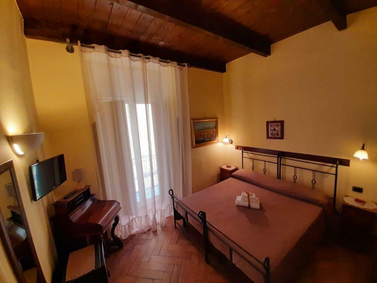 Conte Cavour Affittacamere 3*