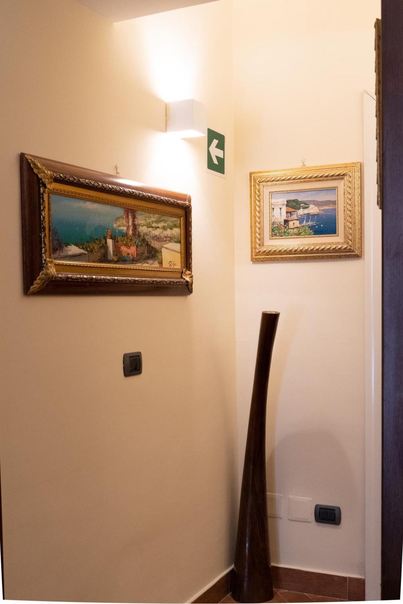 Conte Cavour Maison d'hôtes Naples