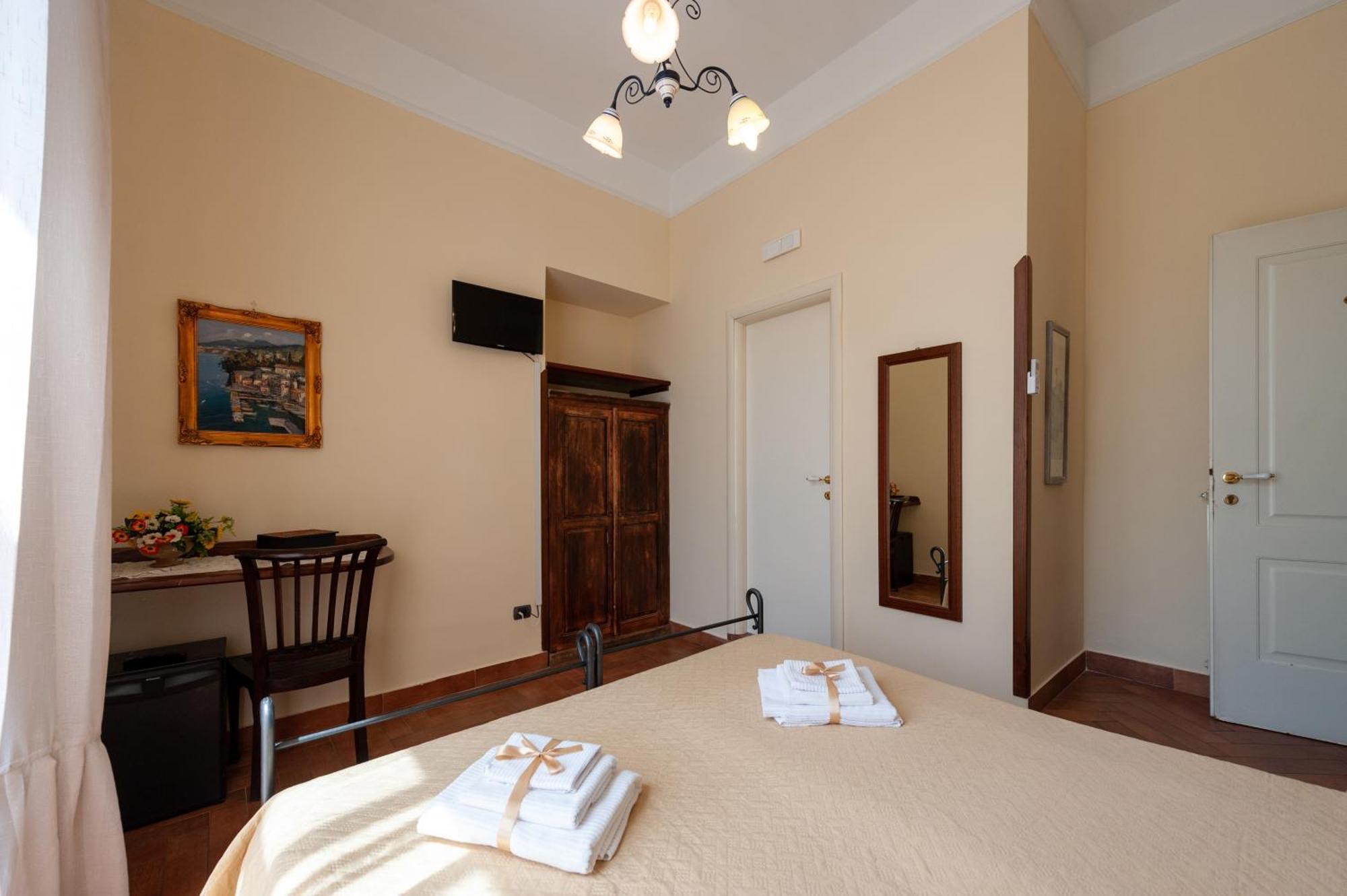 Conte Cavour Naples