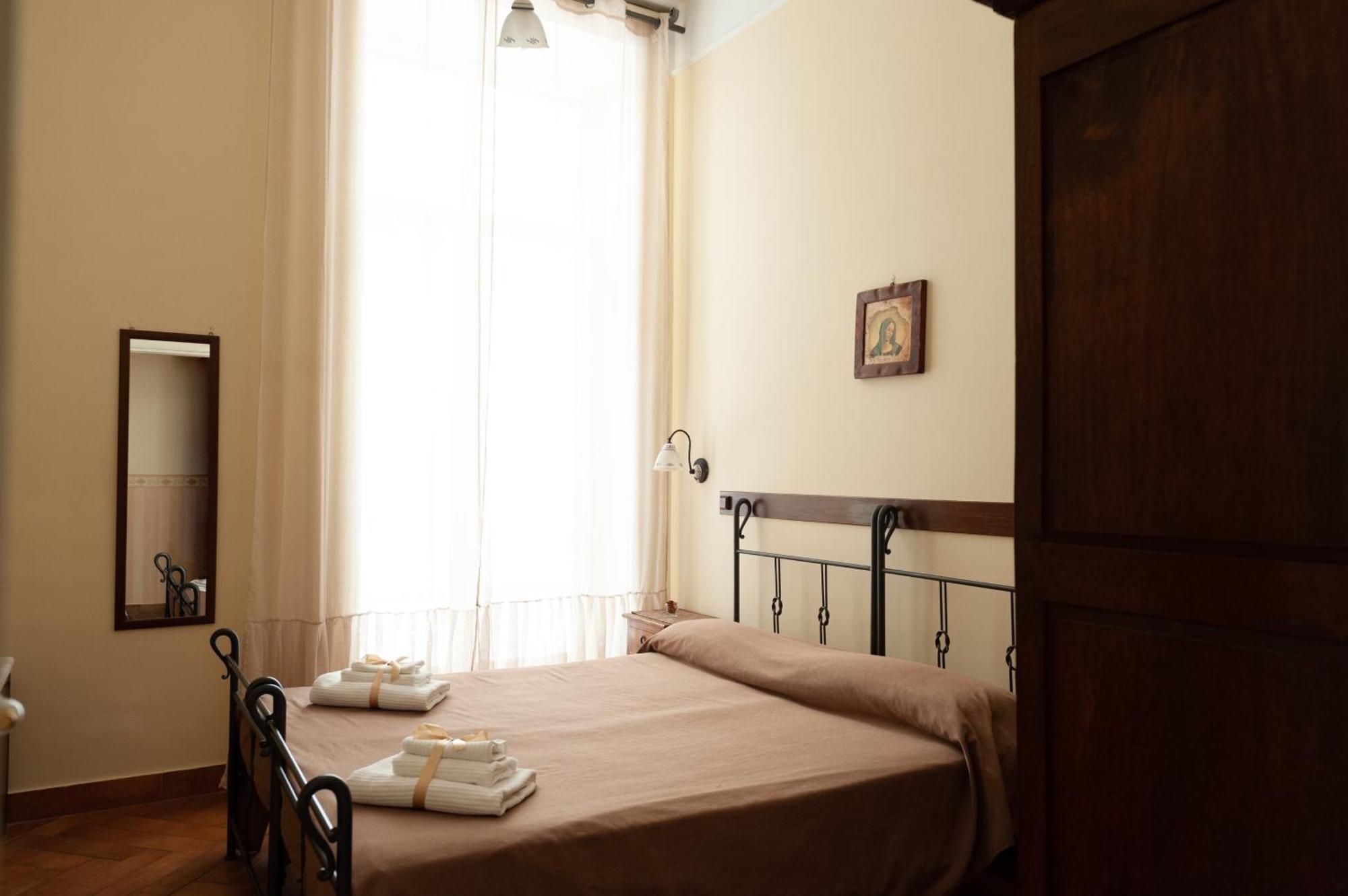Maison d'hôtes Conte Cavour Naples
