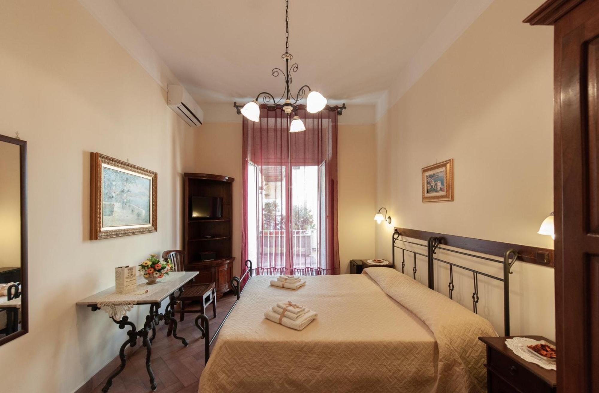 Conte Cavour Maison d'hôtes Naples